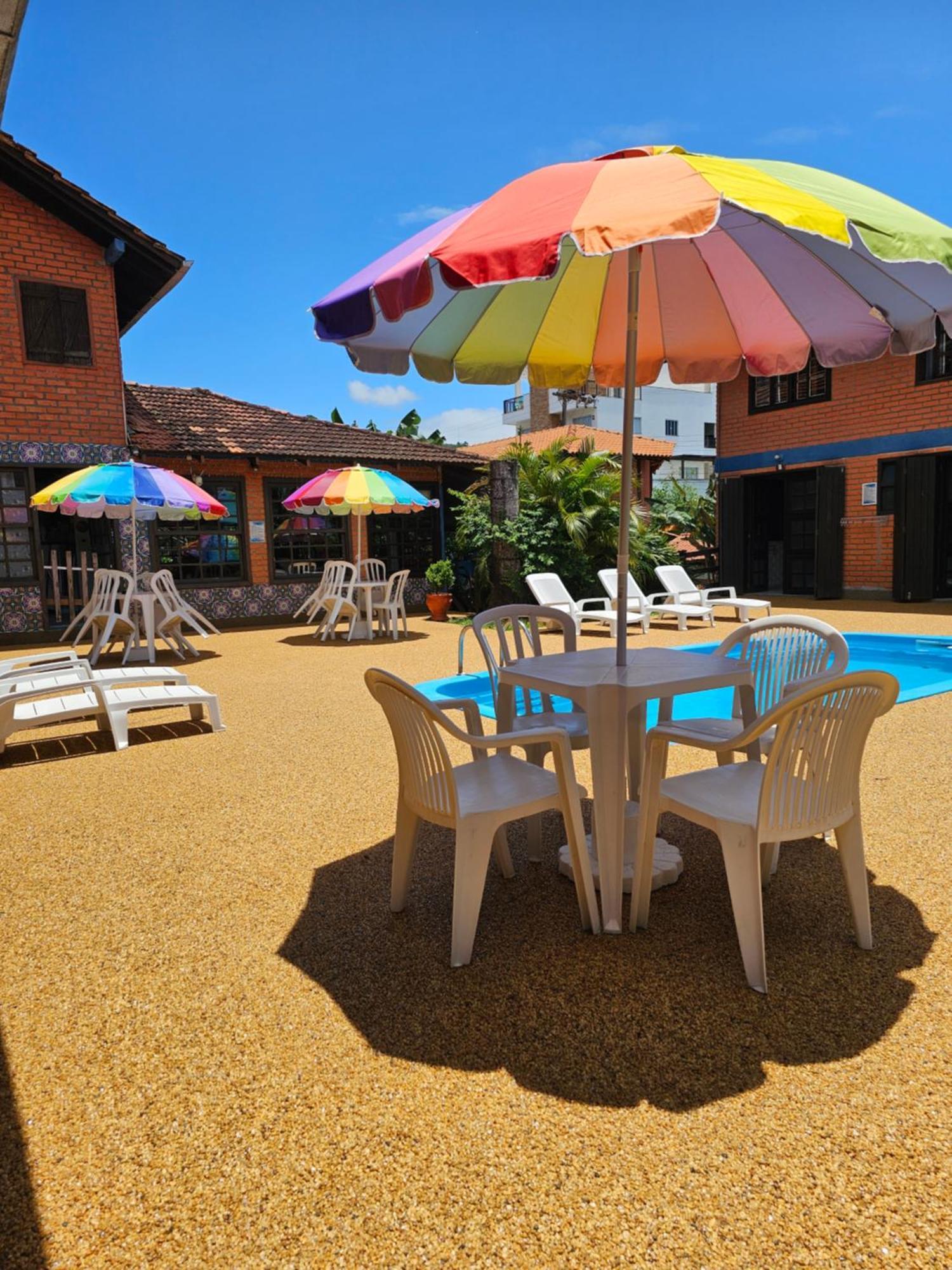 Sunshine Residencial Apartment Bombinhas Bagian luar foto